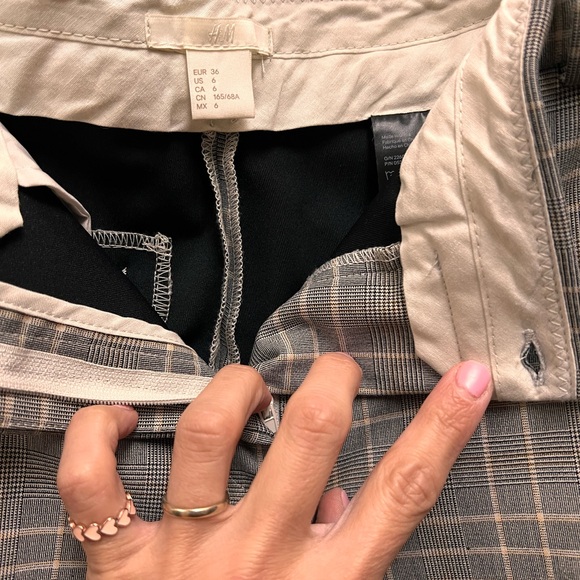 H&M Women's Grey and Cream Trousers - Picture 6 of 6